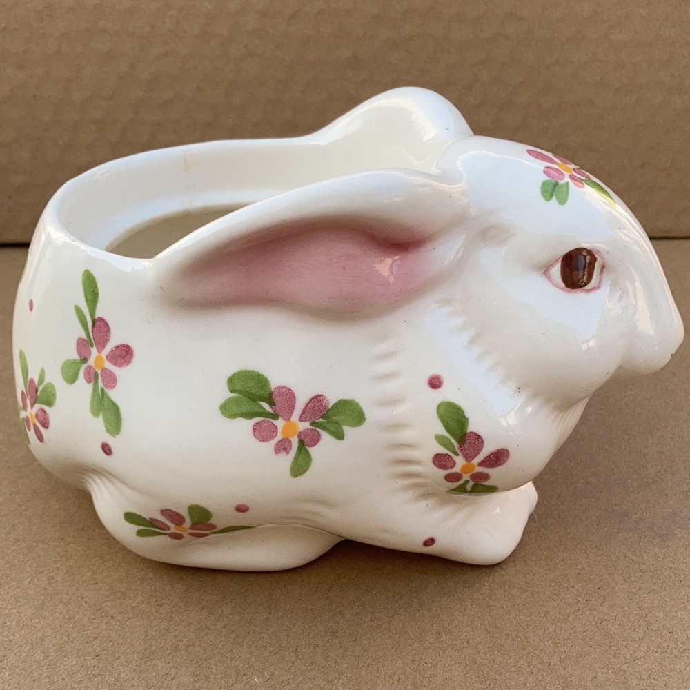 E SOLD Vintage WEISS bunny planter summer Avon Mother’s Day May Mom Garden - Picture 1 of 11